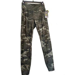 Athletic Works Women’s Performance High Waist Leggings, Camo Print